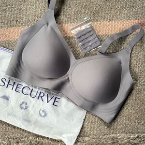 Shecurve Women's Gray Seamless Bra